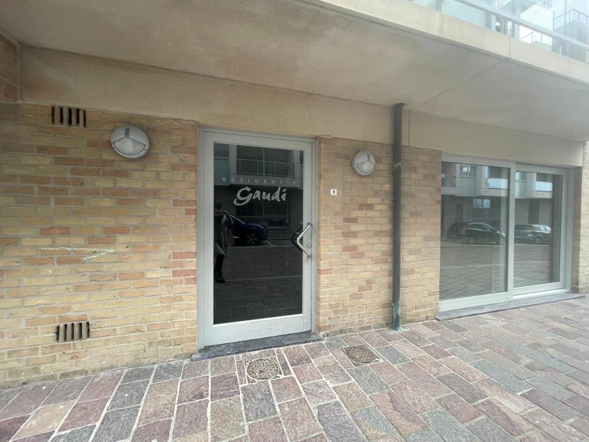 Ferienwohnung Penthousestudio Gaudi Met Zonneterras En Zicht Op Zee Nieuwpoort Exterior foto